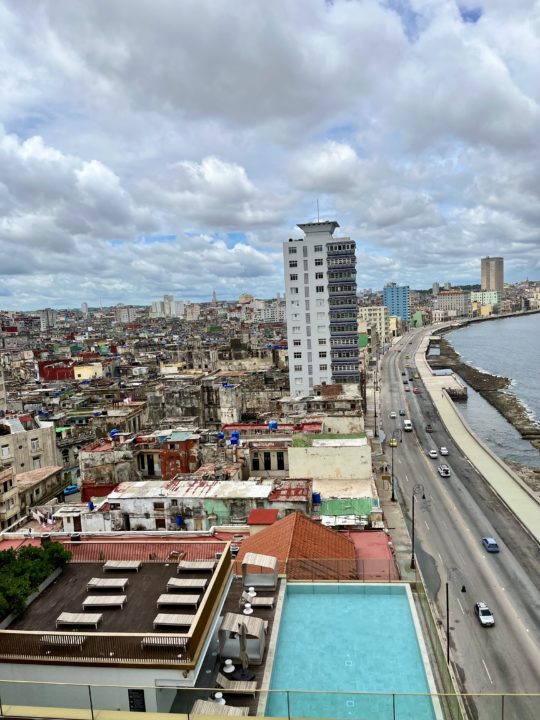IMG_1311 View over Havana with pool and street by the sea