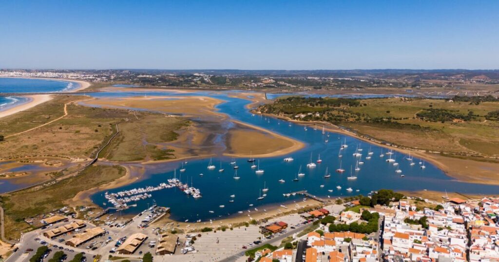 Valentinstag Reisen — Die romantischsten Orte weltweit