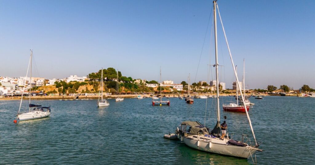 Portugal Algarve — Die schönsten Klippen & Strände